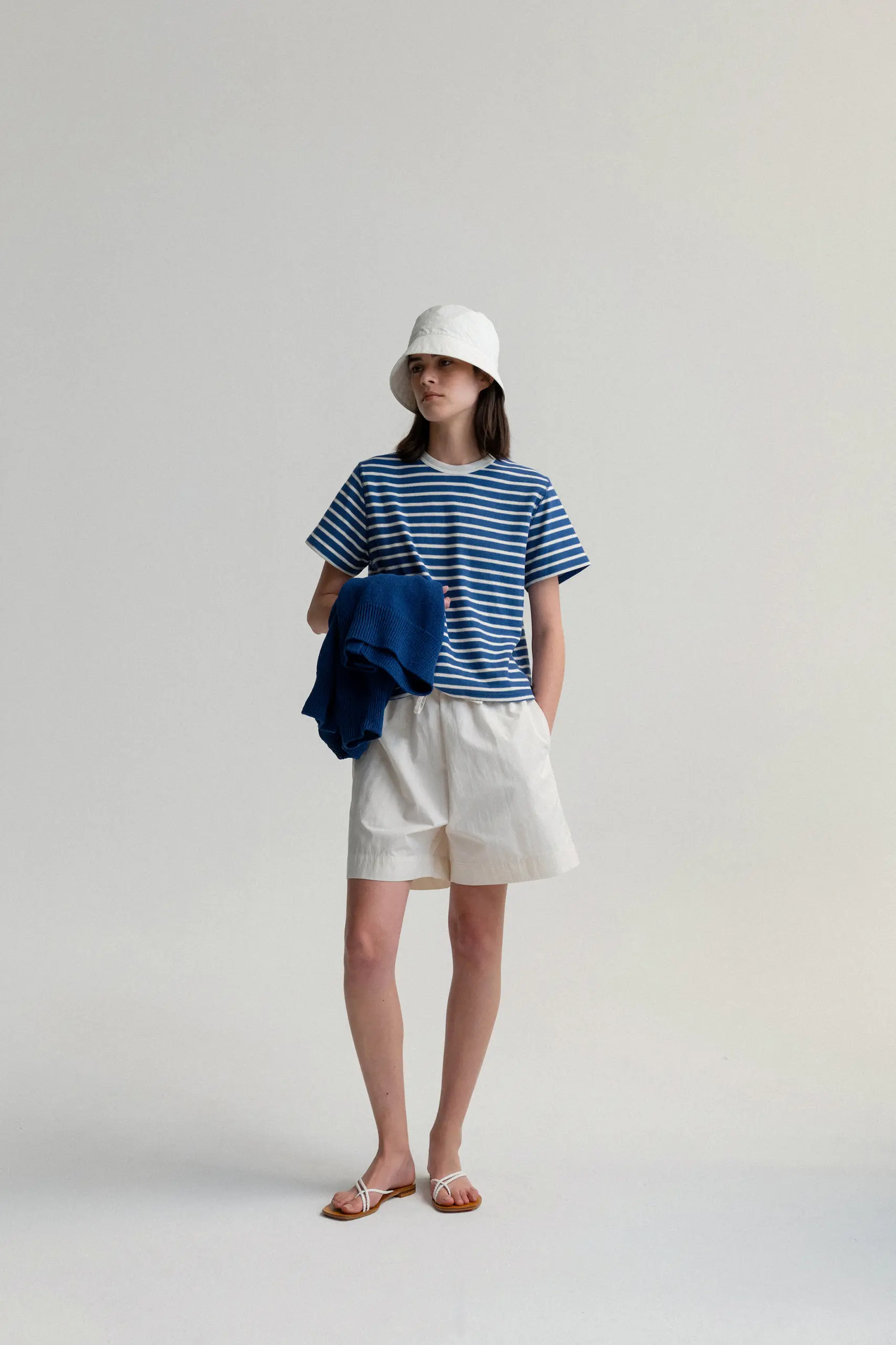 22summerlook09